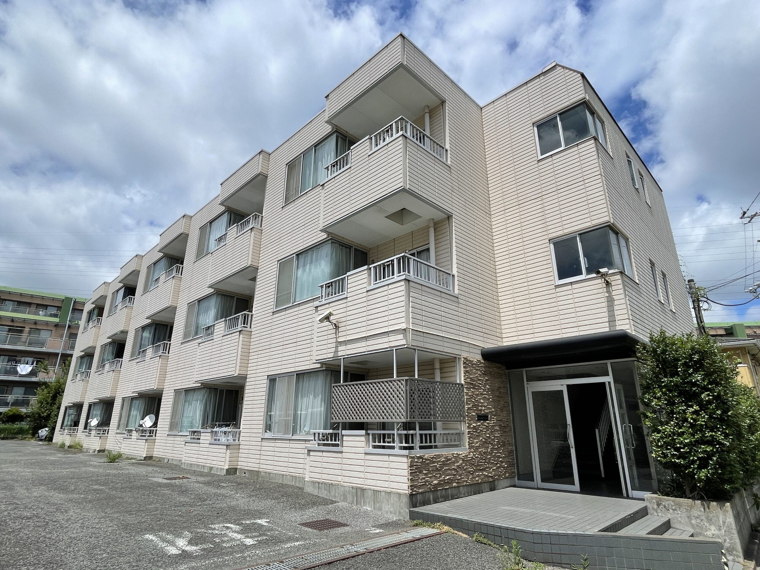 千葉市Kマンション外壁塗装前の写真