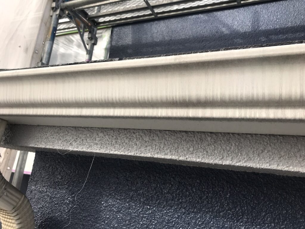 川越市雨樋塗装前の写真